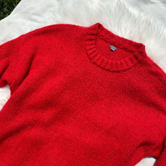 Super Soft and Cozy Knit Sweater - Picture 3 of 6